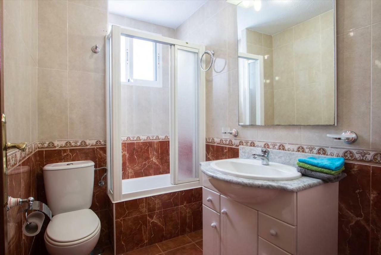 Lovely, New, Bright 3 Mins To Beach Apt 105 Sq Meters อาลิกันเต ภายนอก รูปภาพ