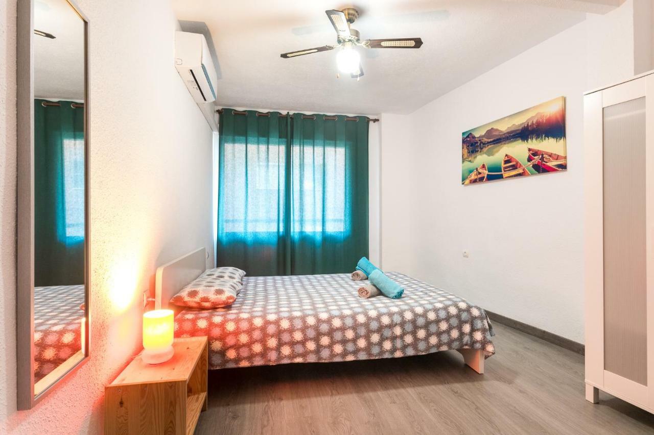 Lovely, New, Bright 3 Mins To Beach Apt 105 Sq Meters อาลิกันเต ภายนอก รูปภาพ